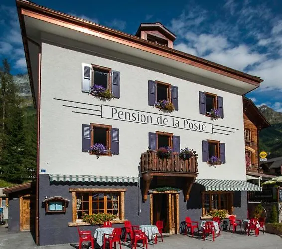 De La Poste Hotel *